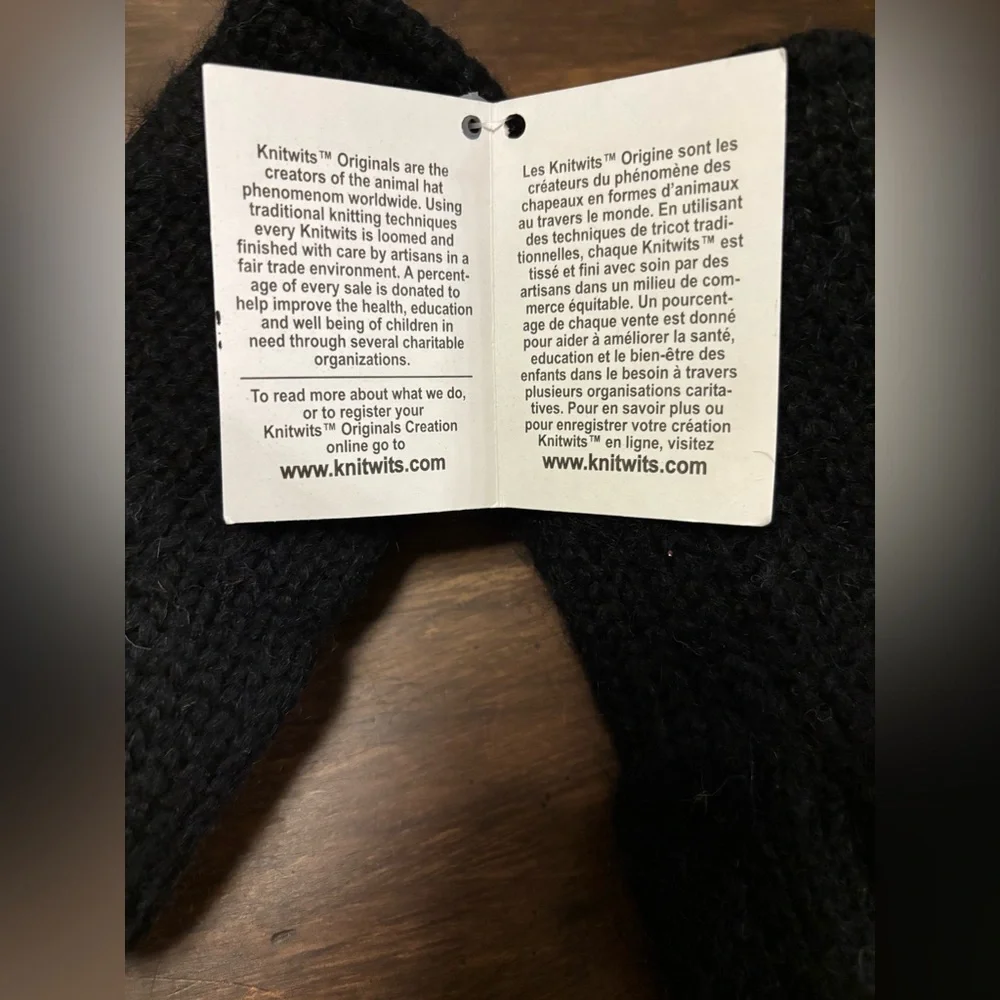 Kids Knit Mittens & Matching Hat